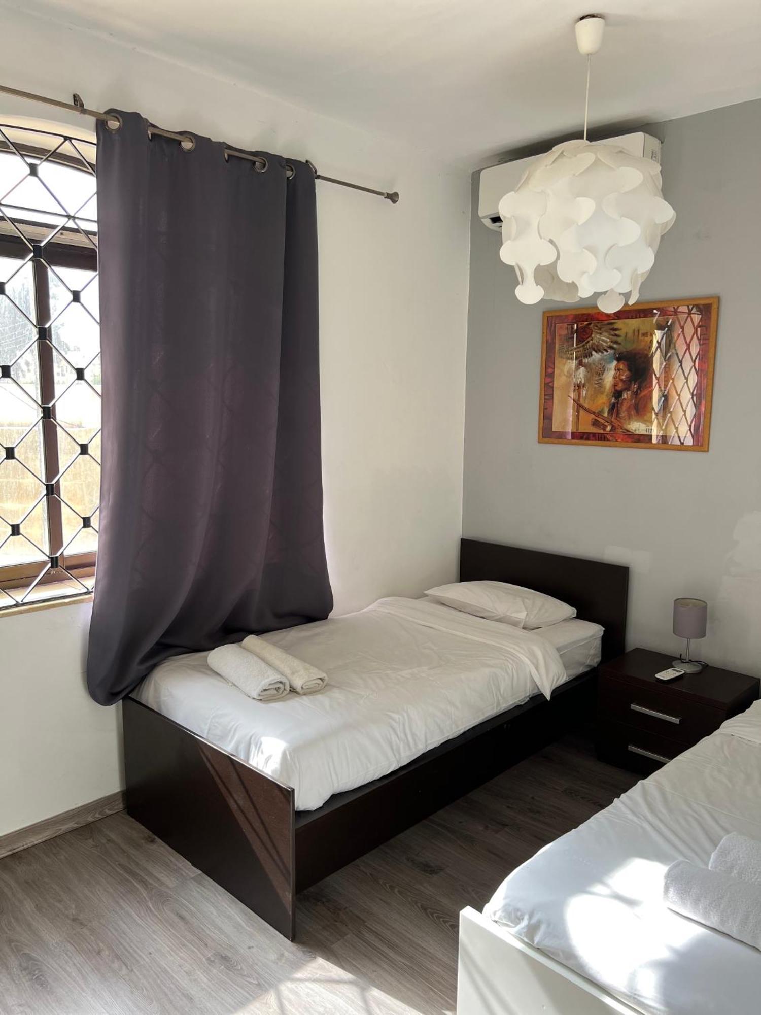 Appartement Light&Bright St Julians Central 1 à San Ġiljan Extérieur photo